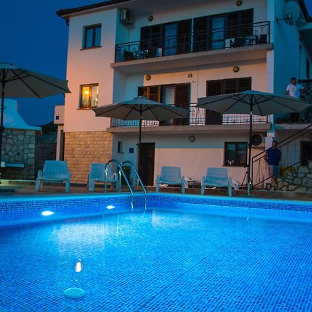 Gromila 2 Apartment เซนญ์ ภายนอก รูปภาพ