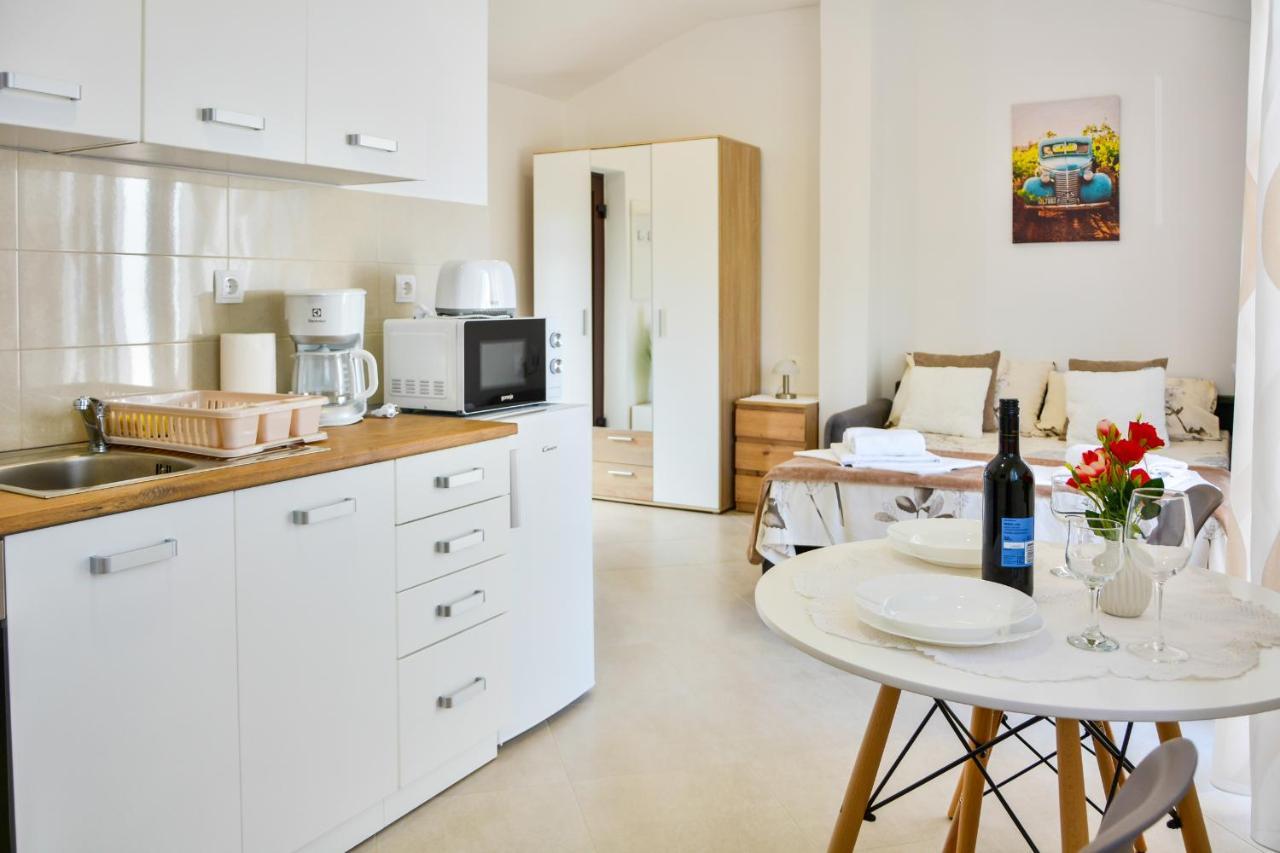 Gromila 2 Apartment เซนญ์ ภายนอก รูปภาพ