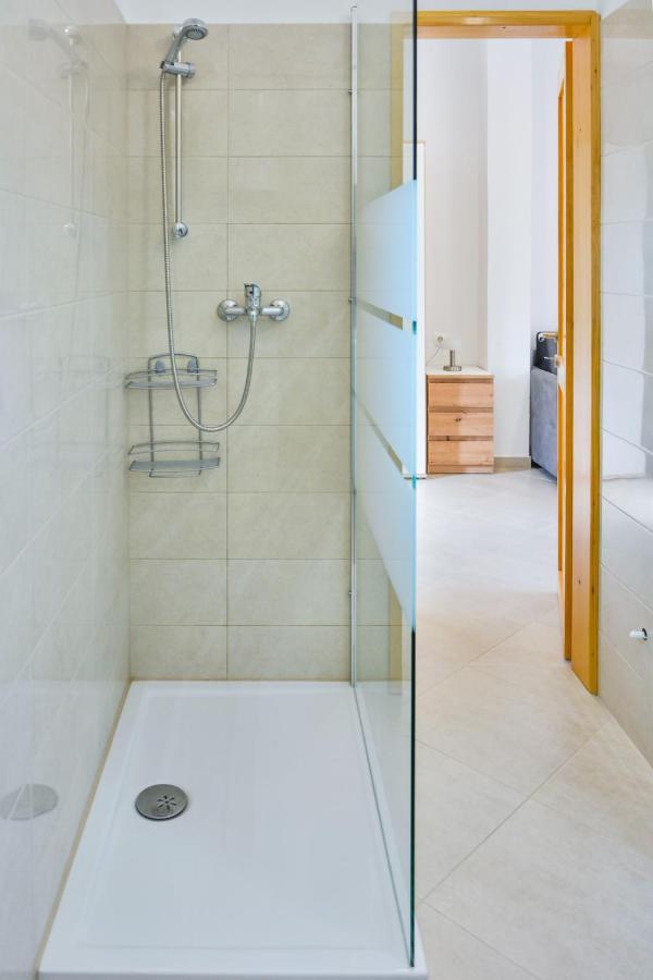 Gromila 2 Apartment เซนญ์ ภายนอก รูปภาพ